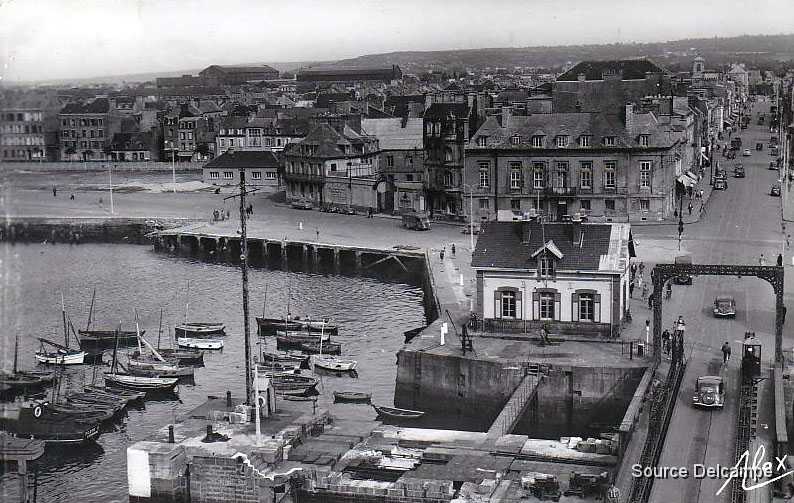 50 Cherbourg Quartier du Val de Saire.jpg